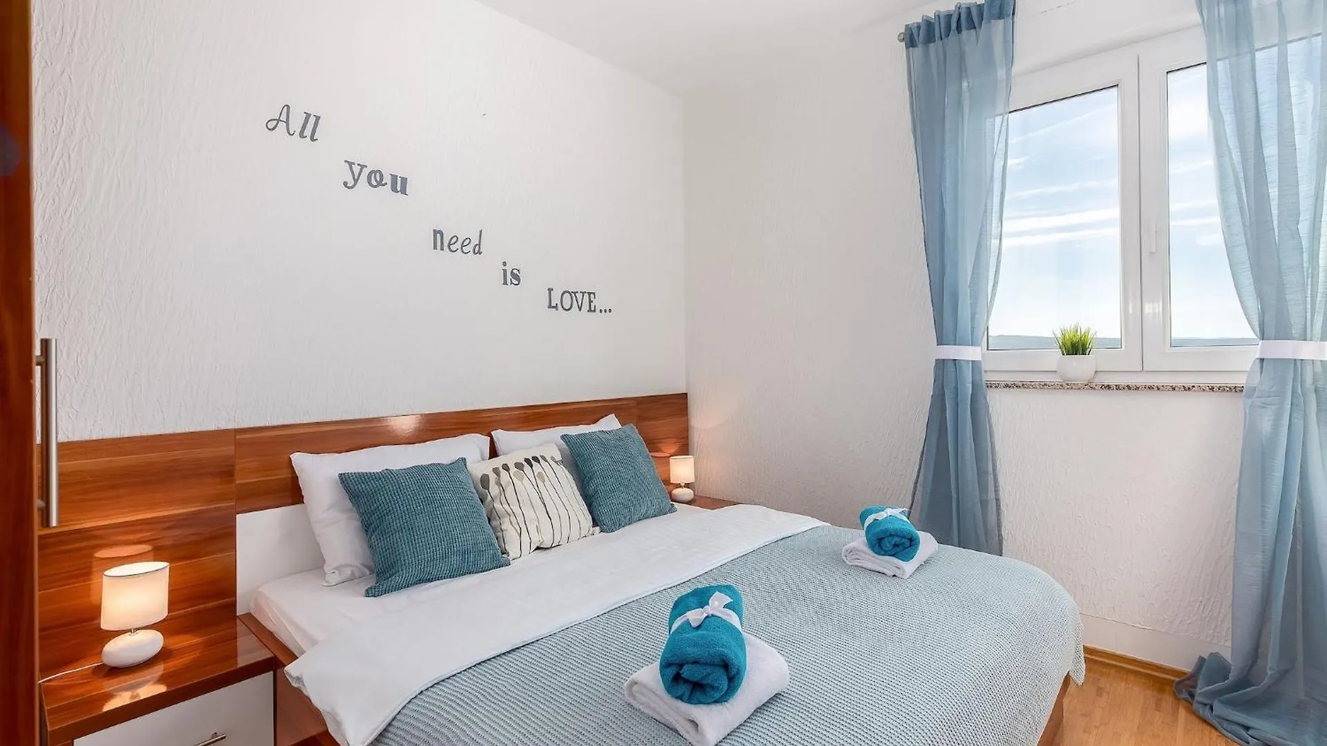 Apartment In Crikvenica Croatia With Jacuzzi, Cleaning Included 0*,